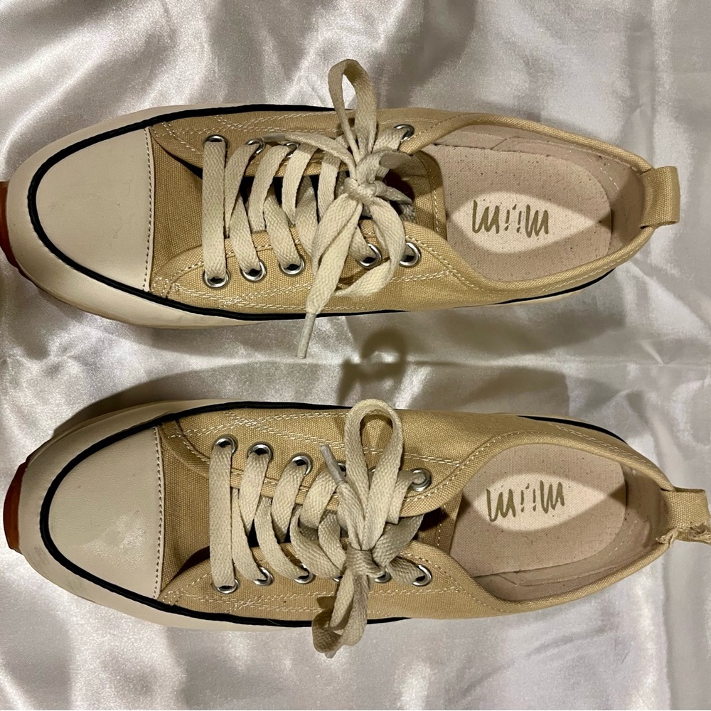 Women's Tan Canvas Sneakers